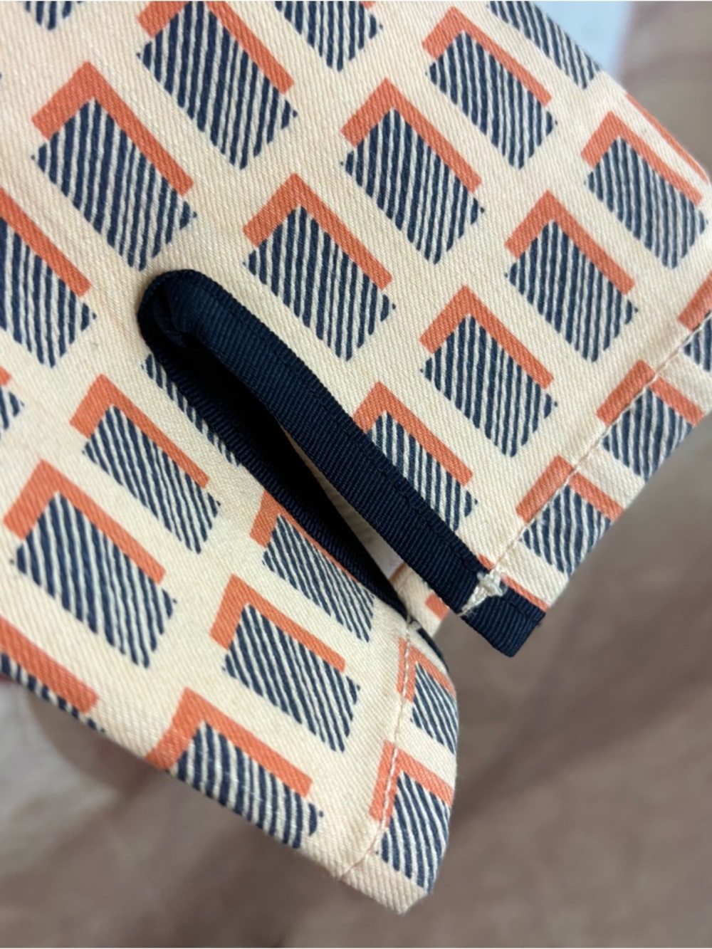 NEW Tory Burch Beige and Navy Geometric Straight-Leg Pants - Picture 7 of 10